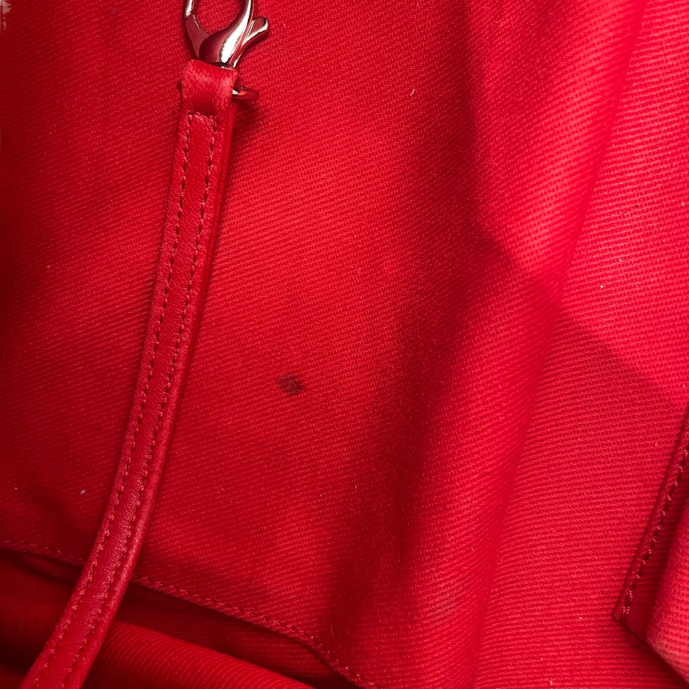 CHANEL/Bag/Leather/RED/Quilted CC Bowler